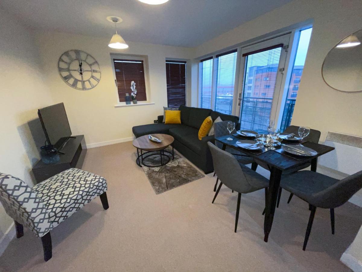 Ferienwohnung Station Side Penthouse Wolverhampton Exterior foto